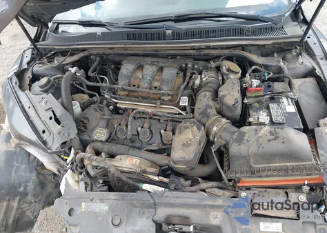 2014 Ford Taurus Limited z USA, uszkodzony, nr VIN 1FAHP2F82EG176768